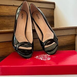 👛 (ANY 2/$35) NWOT PORTIA Patent Black 3” Heels.
